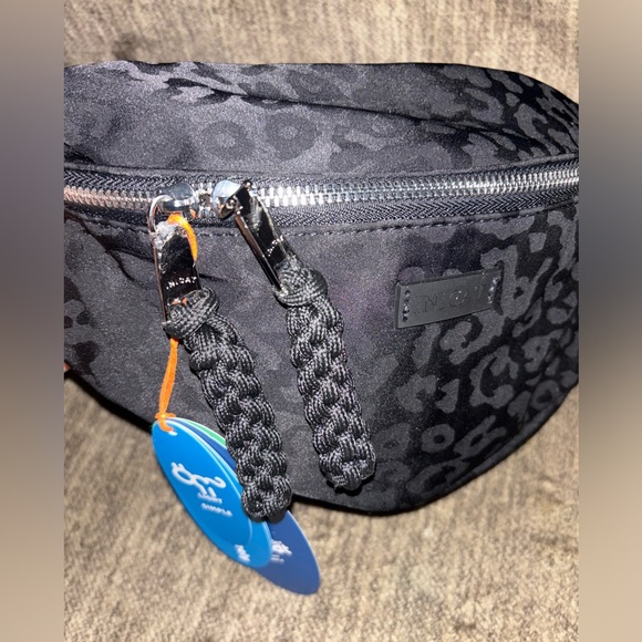 Inicat Fanny pack - Picture 2 of 4